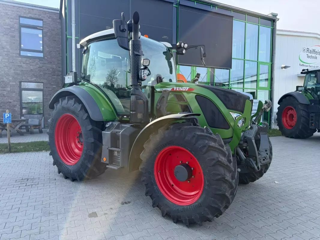 Fendt 516 Vario Profi Plus Tractor 136.000 €