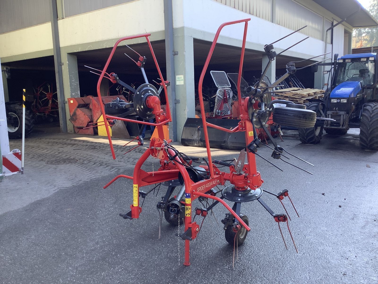 SIP spider 400 / 4 alp Karuzelowy przetrząsacz do siana 5250 €