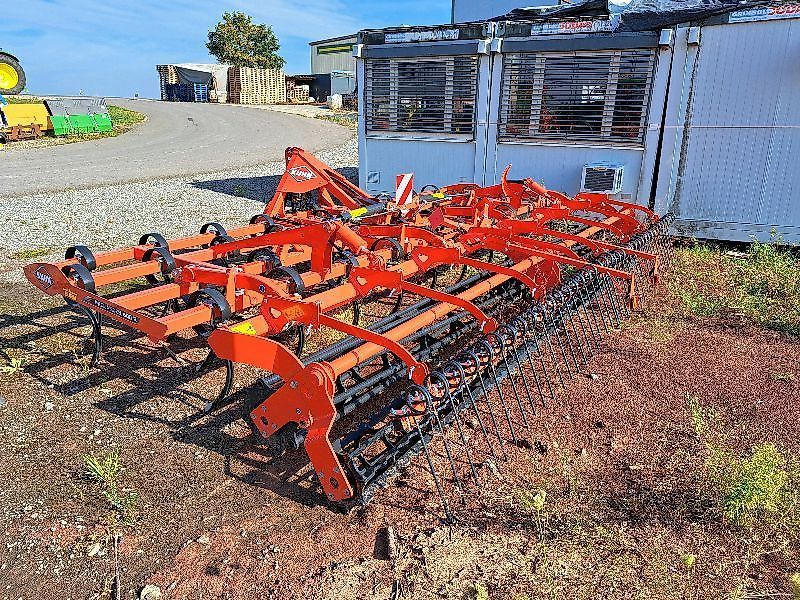 E-FARM: Kuhn Prolander 600 R - Kultywator - id K1DM6L3 - 21 300 € - Rok produkcji: 2024 - Niemcy
