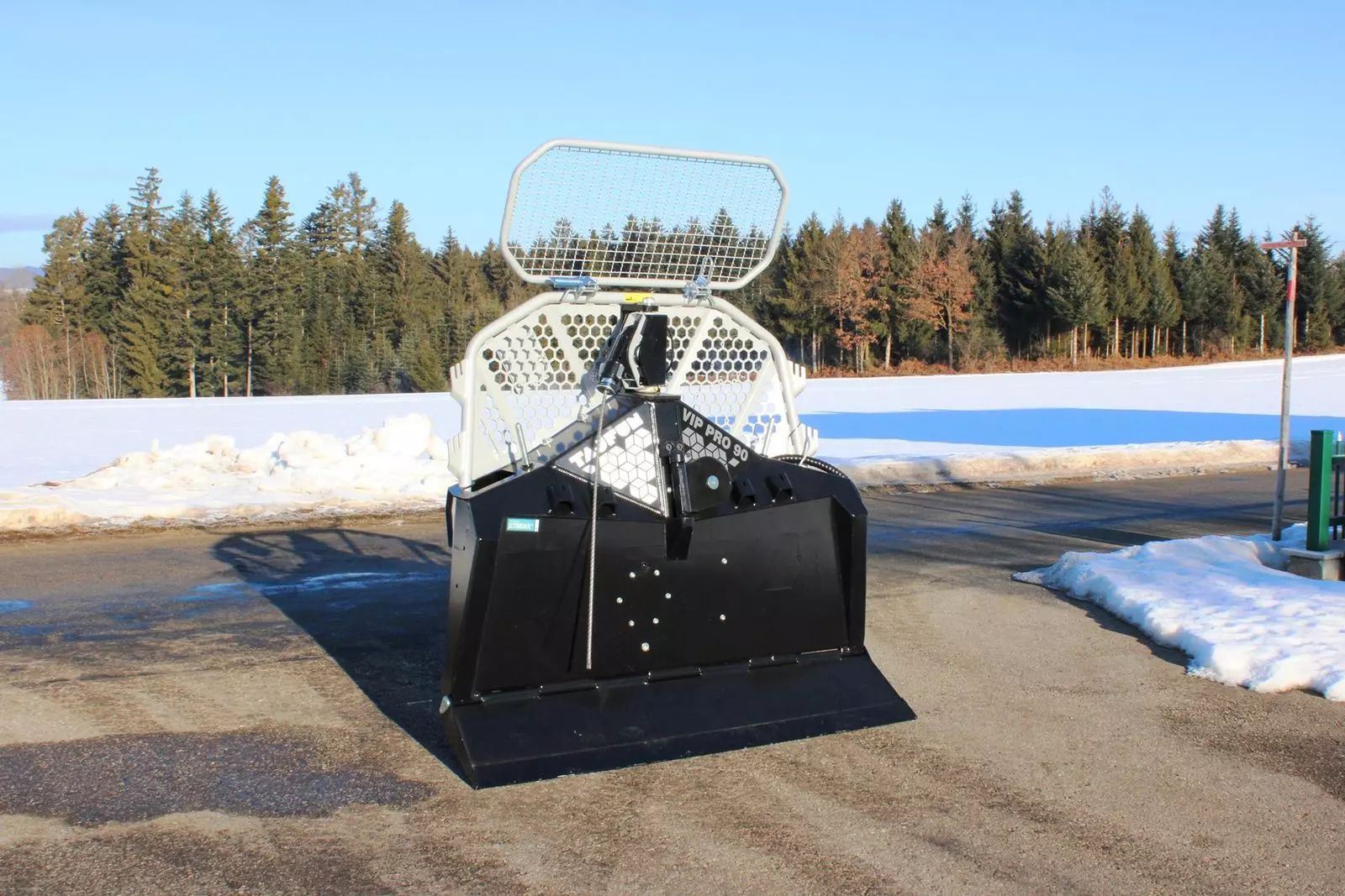 Tajfun vip pro 90 getriebewinde, seilwinde Forestry equipment €14,158