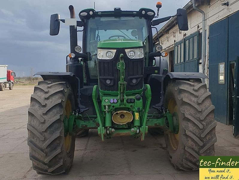 John Deere 6215 R Tractor 114.900 EUR