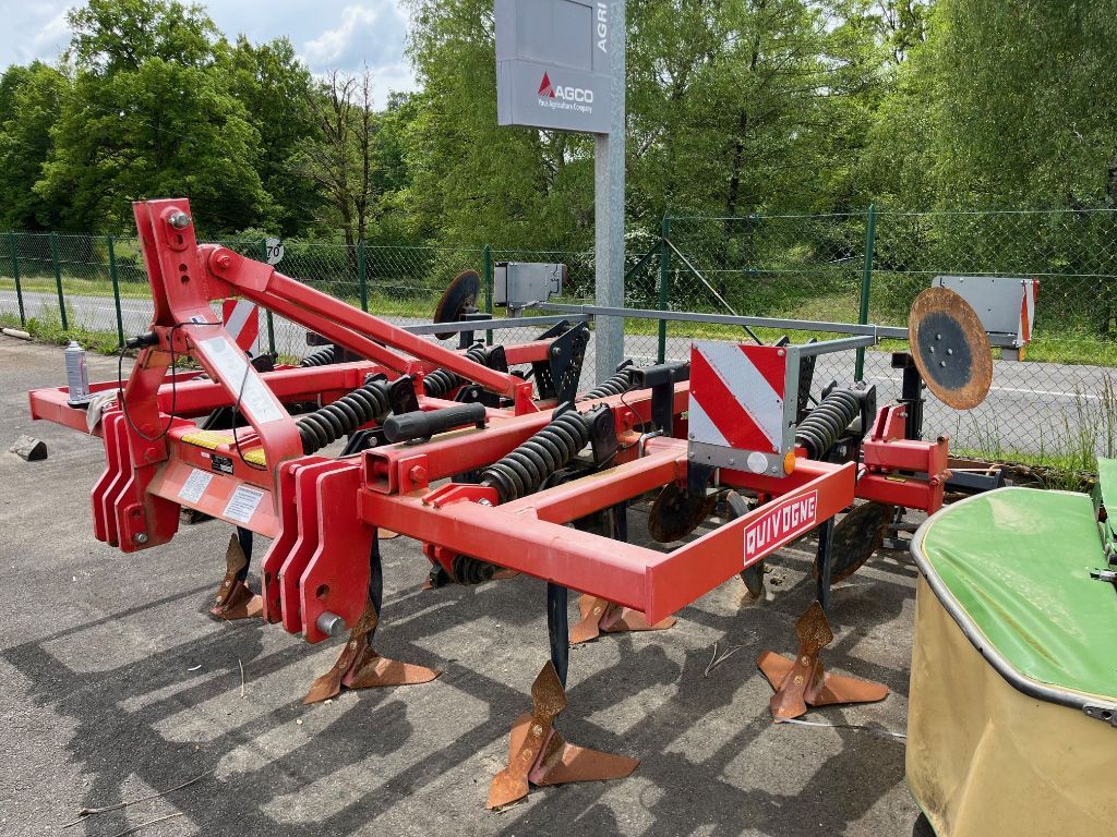 E-FARM: Quivogne maxiculteur 3 m 7 dents - Kultivator - id USUGHB6 - 9.000 € - Leto izgradnje: 2021 - Francija