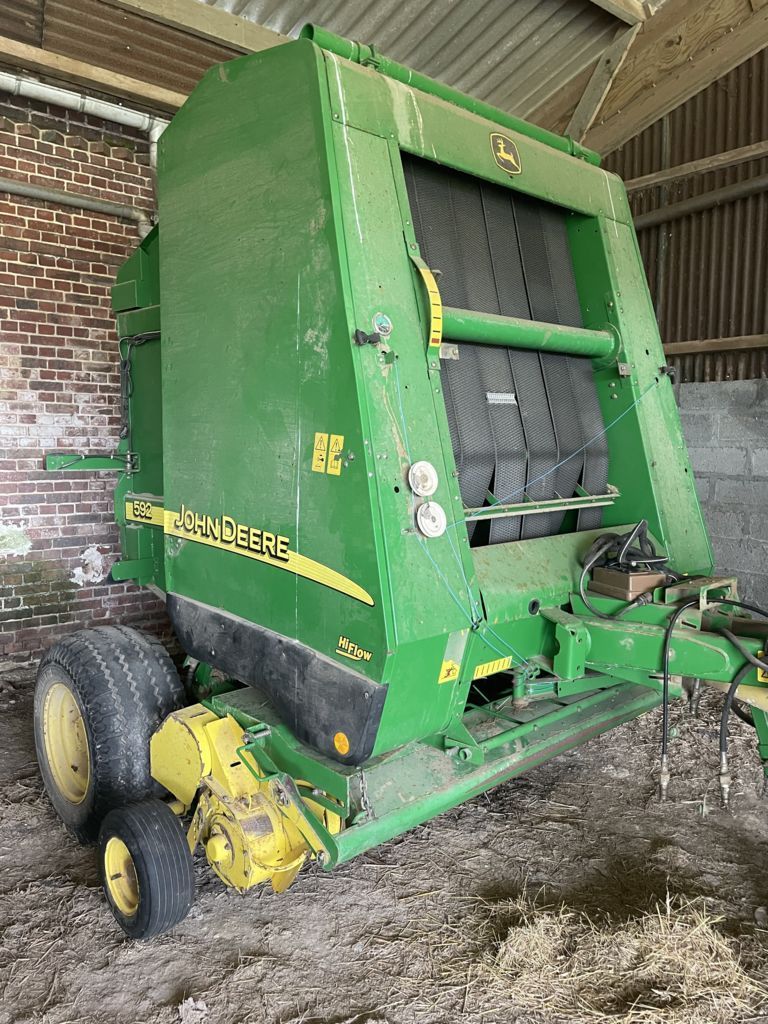 John Deere 592 Empacadora 4500 €