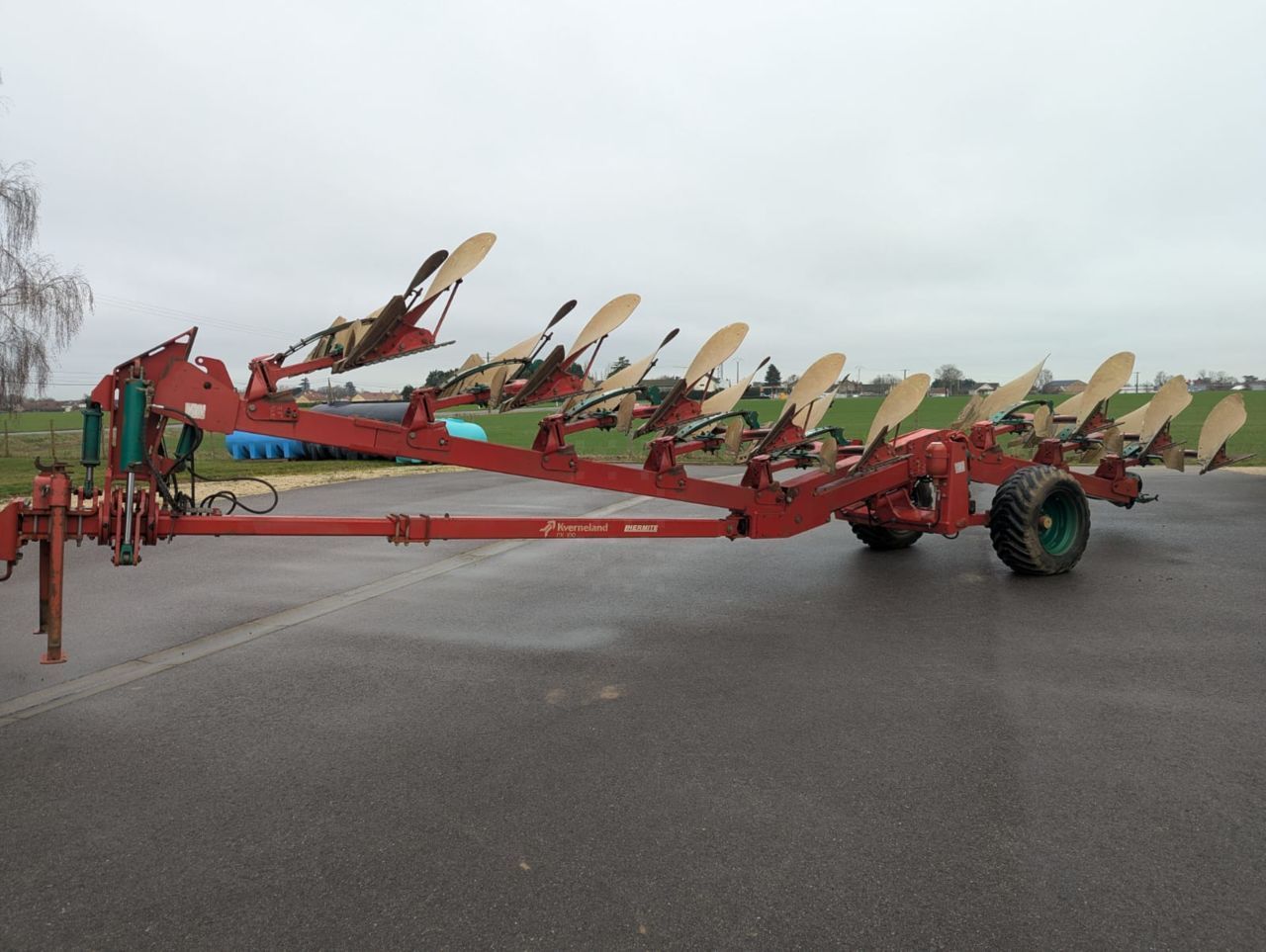 Kverneland px100 Arado 12.000 €
