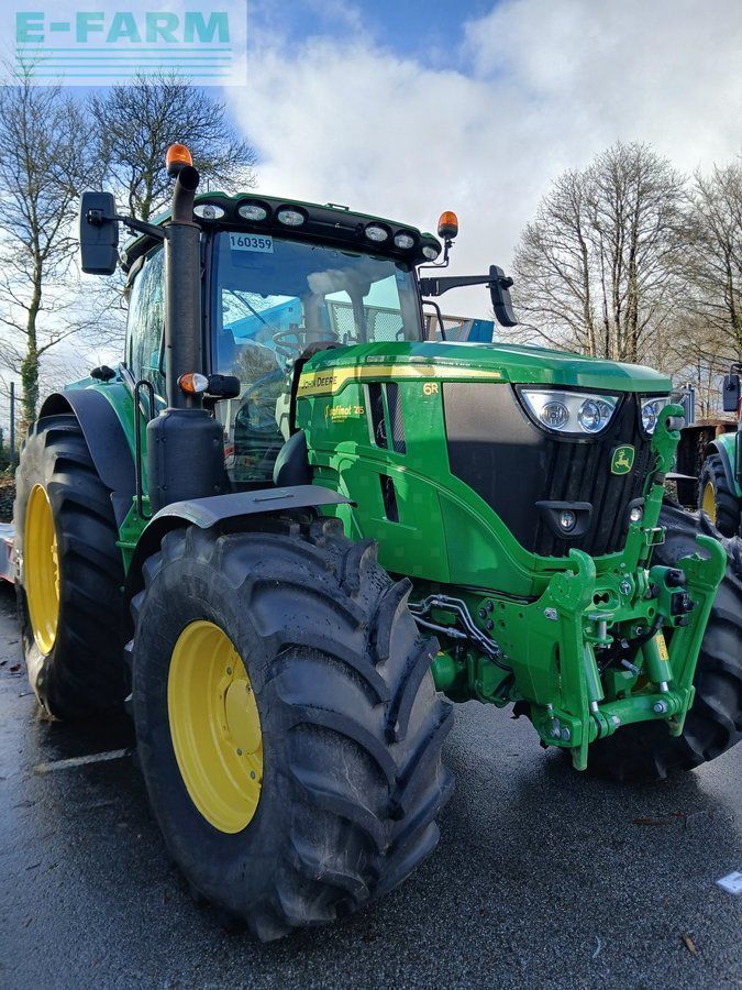 John Deere 6R 215 Tractor €165,900