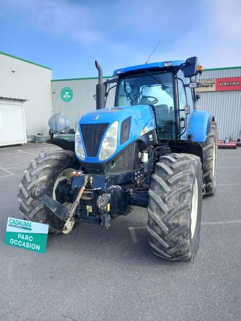 New Holland T 7060 Tractor €32,000