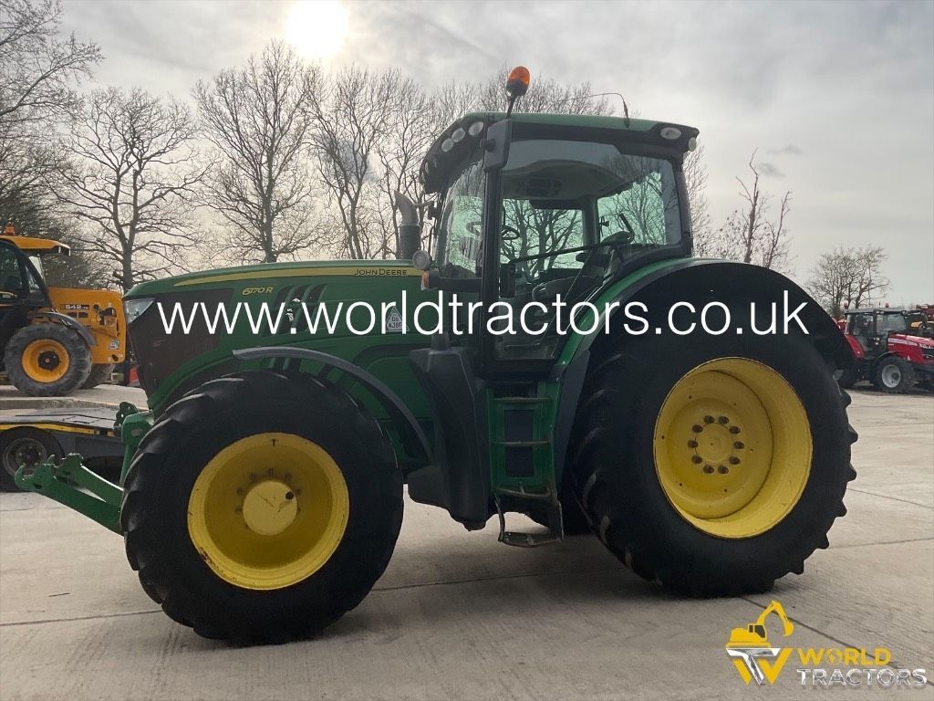 John Deere 6170 R Tractor €45,837