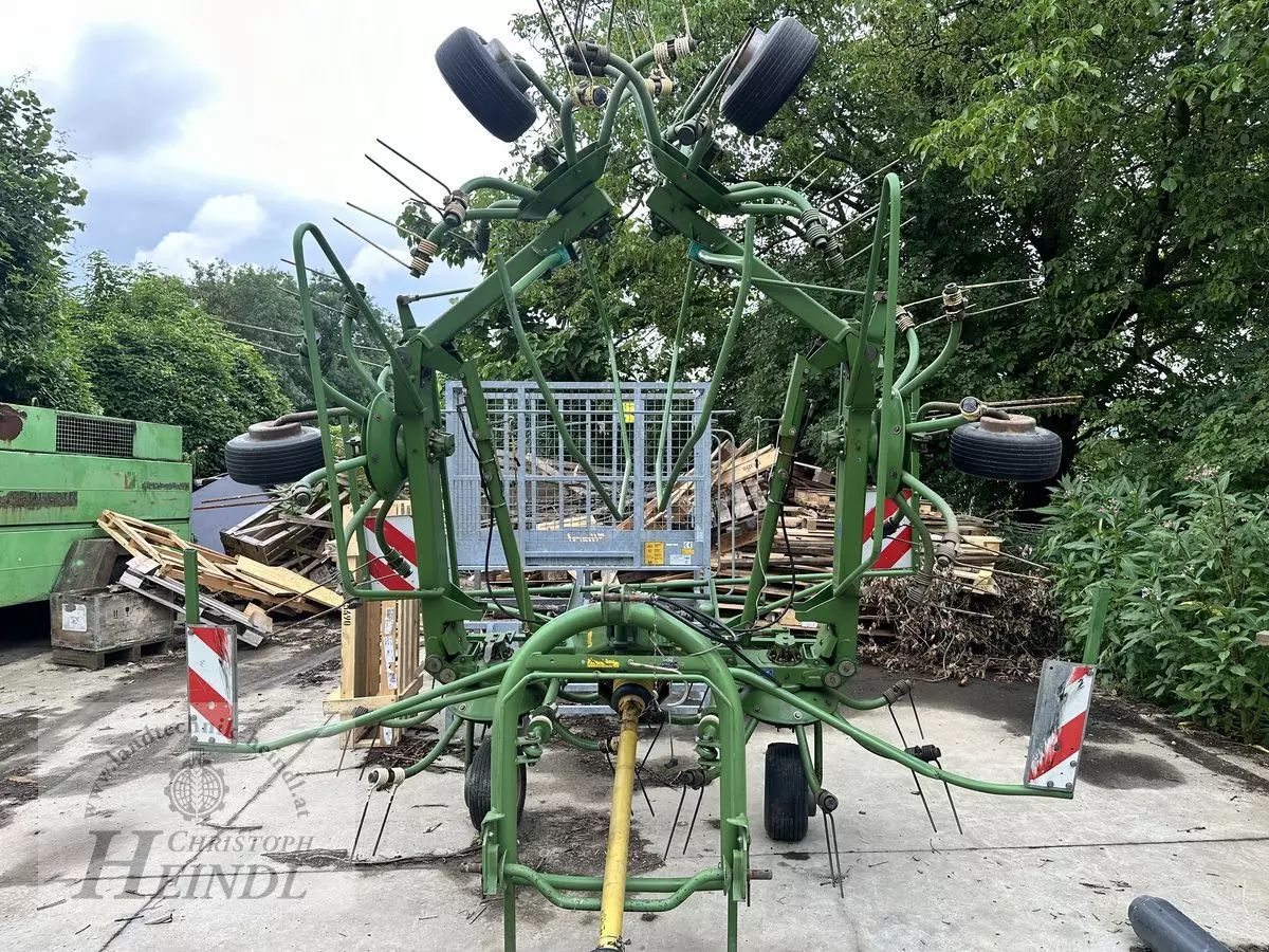 E-FARM: Krone kw 7.70/6x7 - Kreiselheuer - id JYLXR2B - 6.088 € - Baujahr: 2004 - Österreich