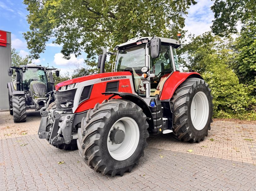 Massey Ferguson 7S.210 Traktor
