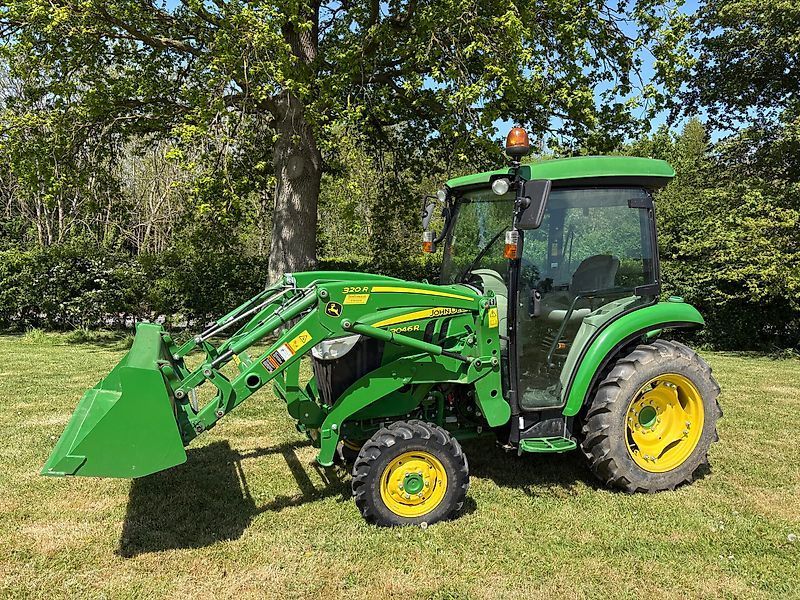 John Deere 3046 R Tractor 33.305 €