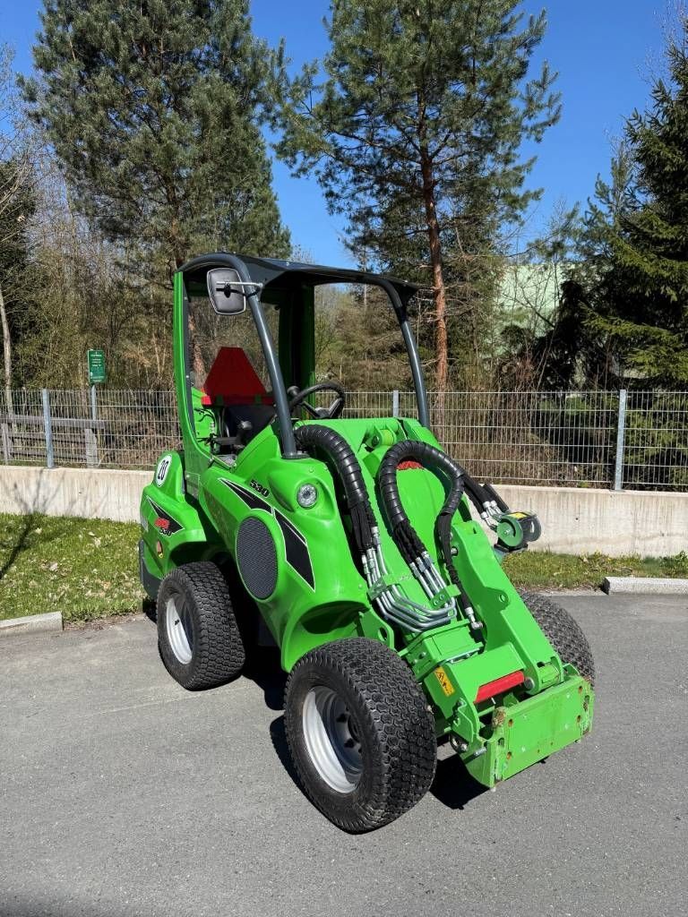 Avant 530 Kerekes rakodógép 34 300 EUR