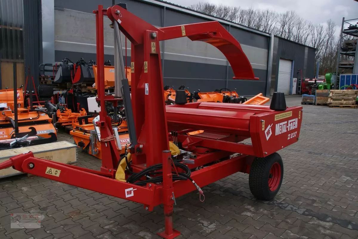 E-FARM: metal-fach z 237-wickelmaschine-neu - Bale wrapper - id Z3KB2RL - €6,333 - Austria