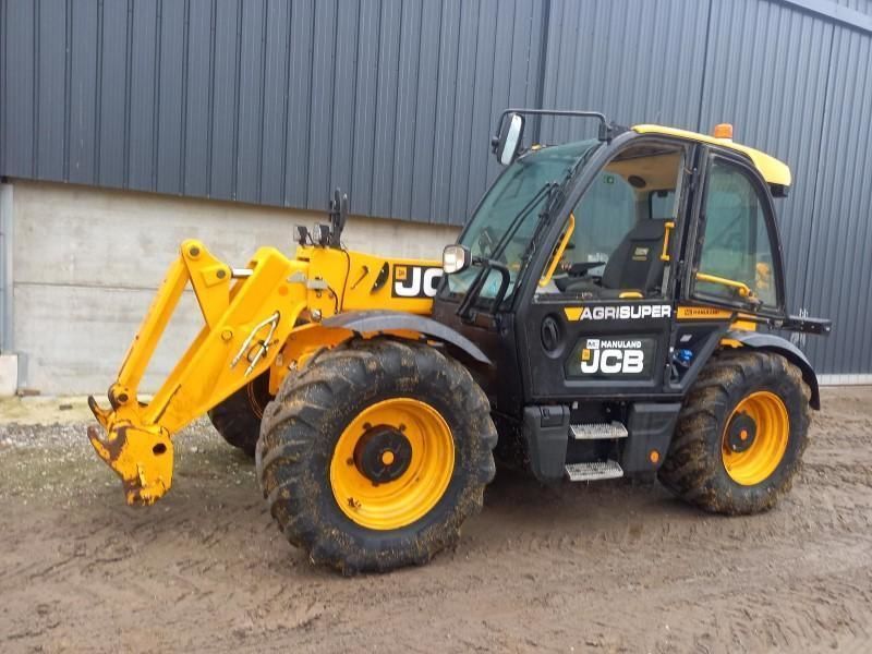 E-FARM: JCB 532-70 - Telehandler - id EQDL8SS - €82,000 - Year of construction: 2023 - Engine hours: 1,050,Engine power (HP): 136,France