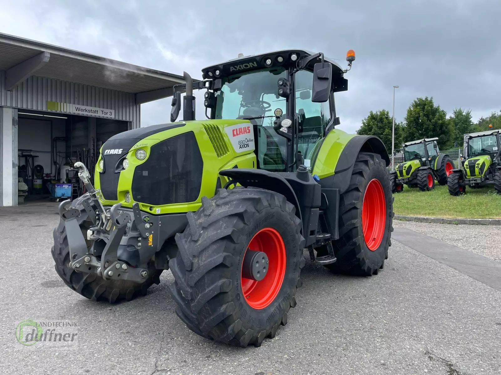 Claas Axion 830 CMATIC Tractor €102,000