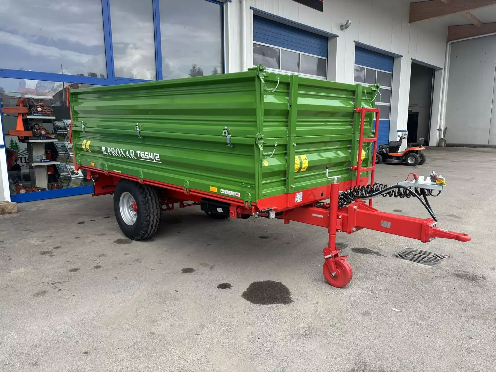 E-FARM: Pronar t 654/2 - Kipper - id XC7INQK - 8.083 € - Baujahr: 2025 - Österreich