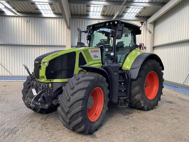 Claas Axion 920 Traktor 118.000 €