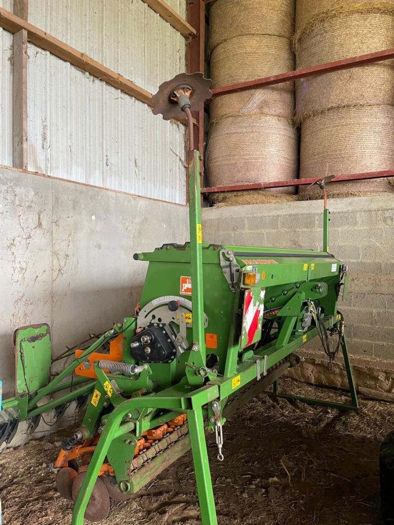 E-FARM: Vicon RV 2190 - Pressa - id VGV1TIN - 15.800 € - Anno di costruzione: 2008 - Balle prodotte: 19.000,Francia