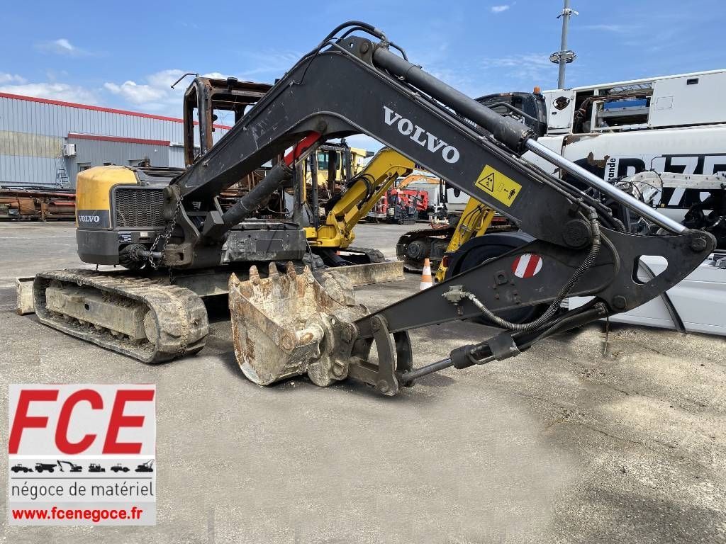 VOLVO ecr88d / 1er main certificat ce endommagée Mini excavator €14,900