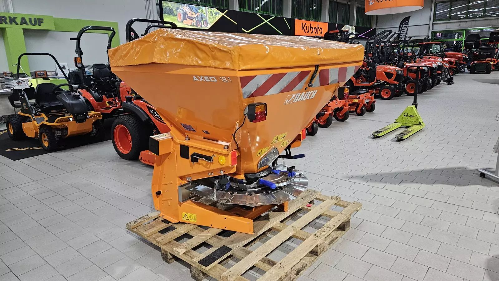 E-FARM: Rauch axeo 18.1 - Urządzenie do użytku komunalnego - id CIAQIQZ - Rok produkcji: 2025 - Niemcy