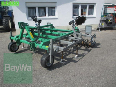 E-FARM: sonstige eum vibrocat 30 #244 - Cultivator - id JQJ3B85 - €9,748 - Year of construction: 2022 - Germany