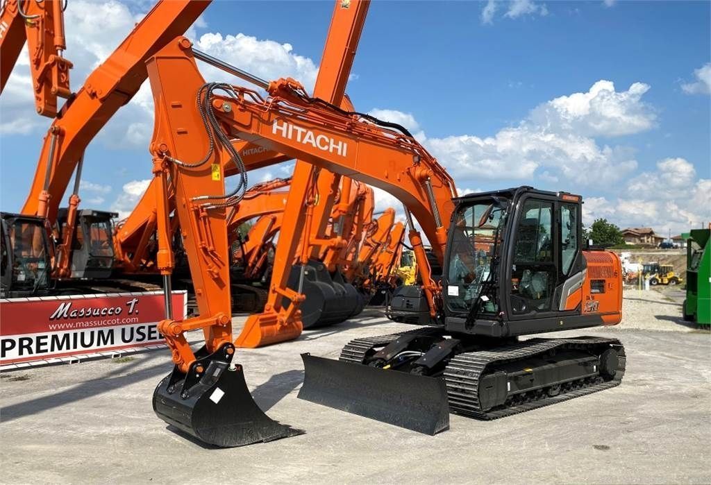 E-FARM: Hitachi zx130-7 - Minigraver - id MJS6VAQ - Produktionsår: 2024 - Italien