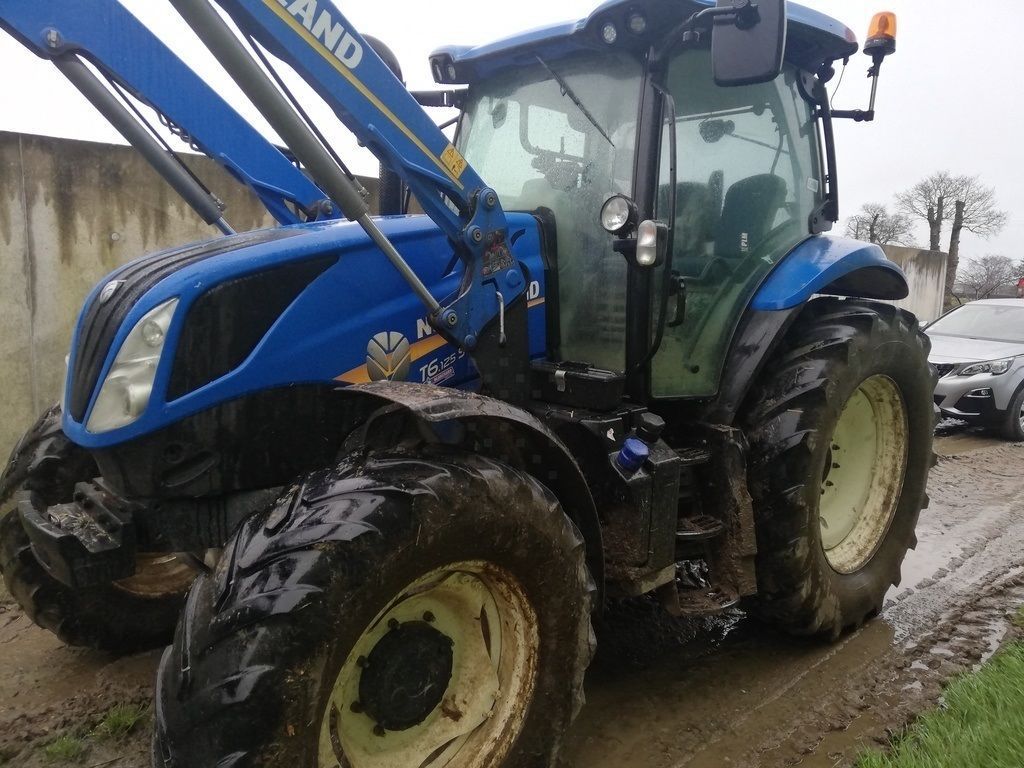 New Holland T6.125 Tractor €38,000