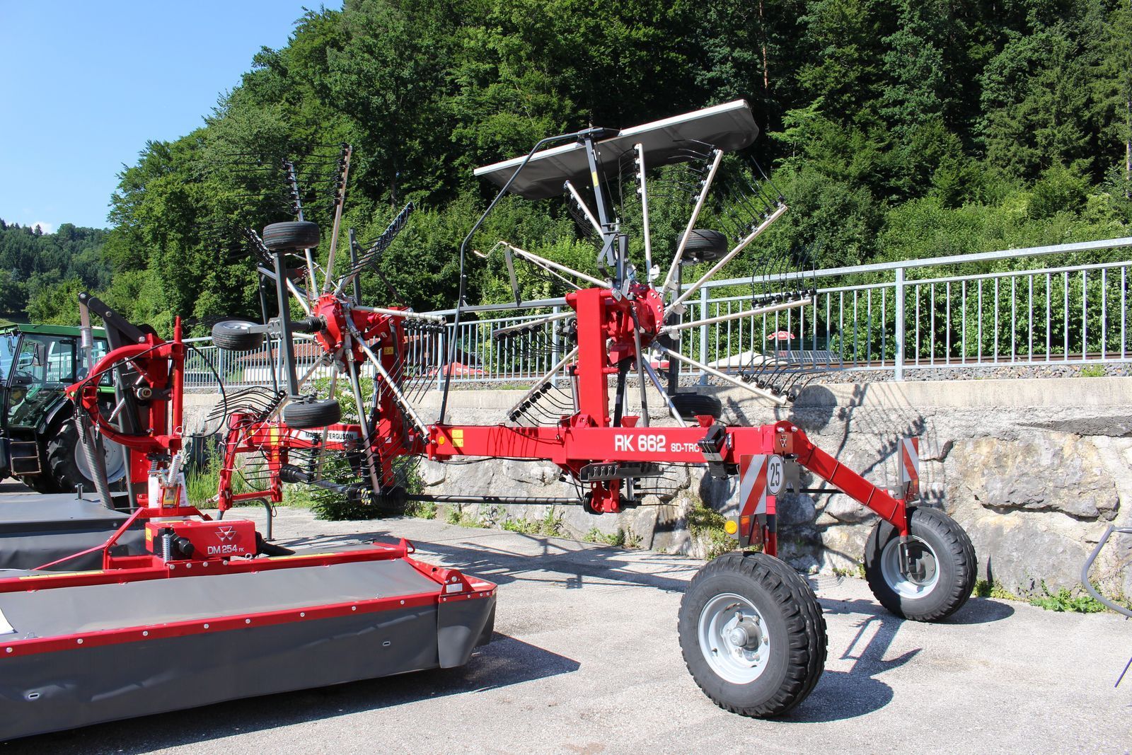 E-FARM: Massey Ferguson RK662 SD-TRC - Tedder - id K24AWMV - €19,500 - Year of construction: 2023 - Austria