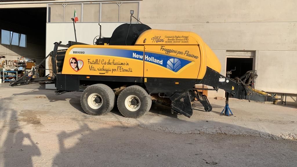 New Holland BB 9080 S Baler €33,000