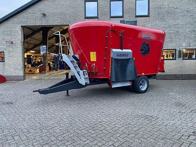 PEECON biga future 25m3 Przyczepa do mieszania paszy 42 500 €