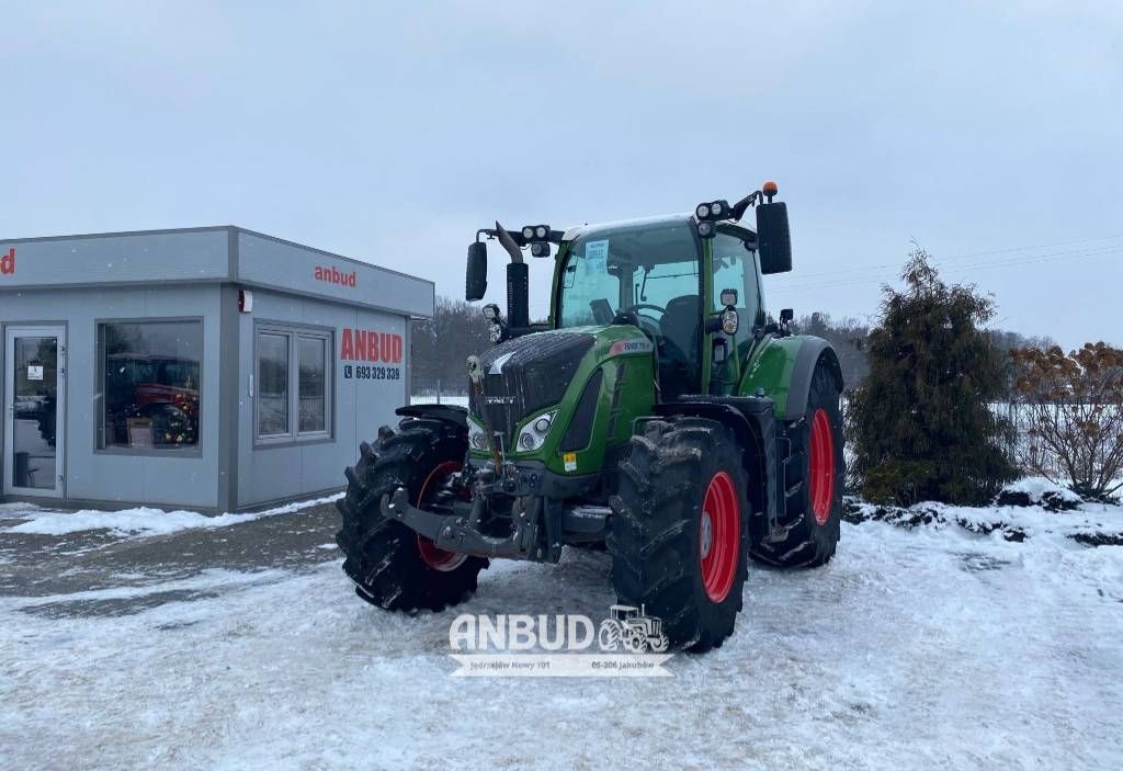 Fendt 716 Vario Profi+ Tractor €99,000