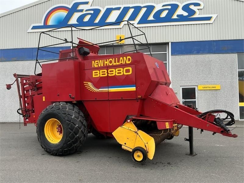 New Holland BB 980 Πρέσσα 4.420 €