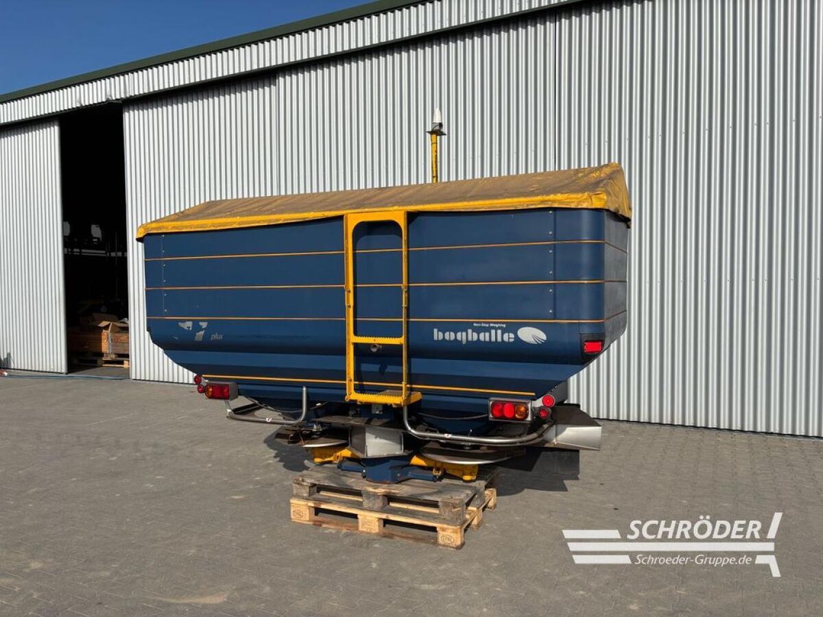 Bogballe m3w qz Rozsiewacz nawozów 7885 €