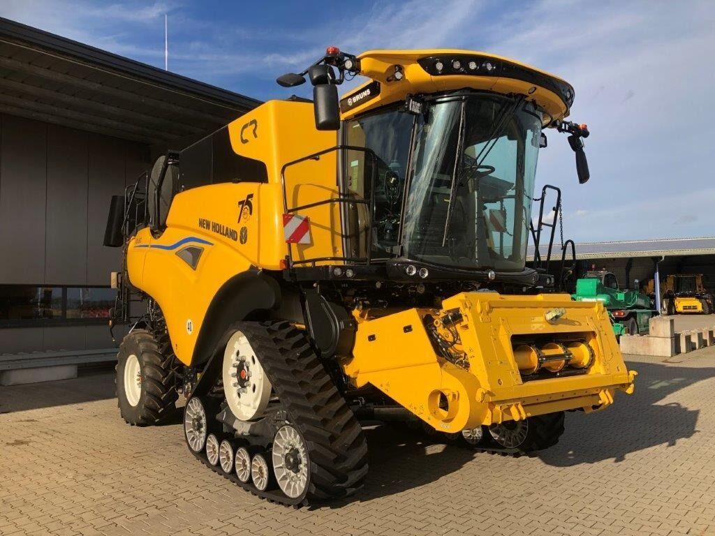 E-FARM: New Holland CR 9.90 Raupe - Moissoneuse-batteuse - id VCTYPSI - Lecture du nombre d'heure: 22 - Allemagne