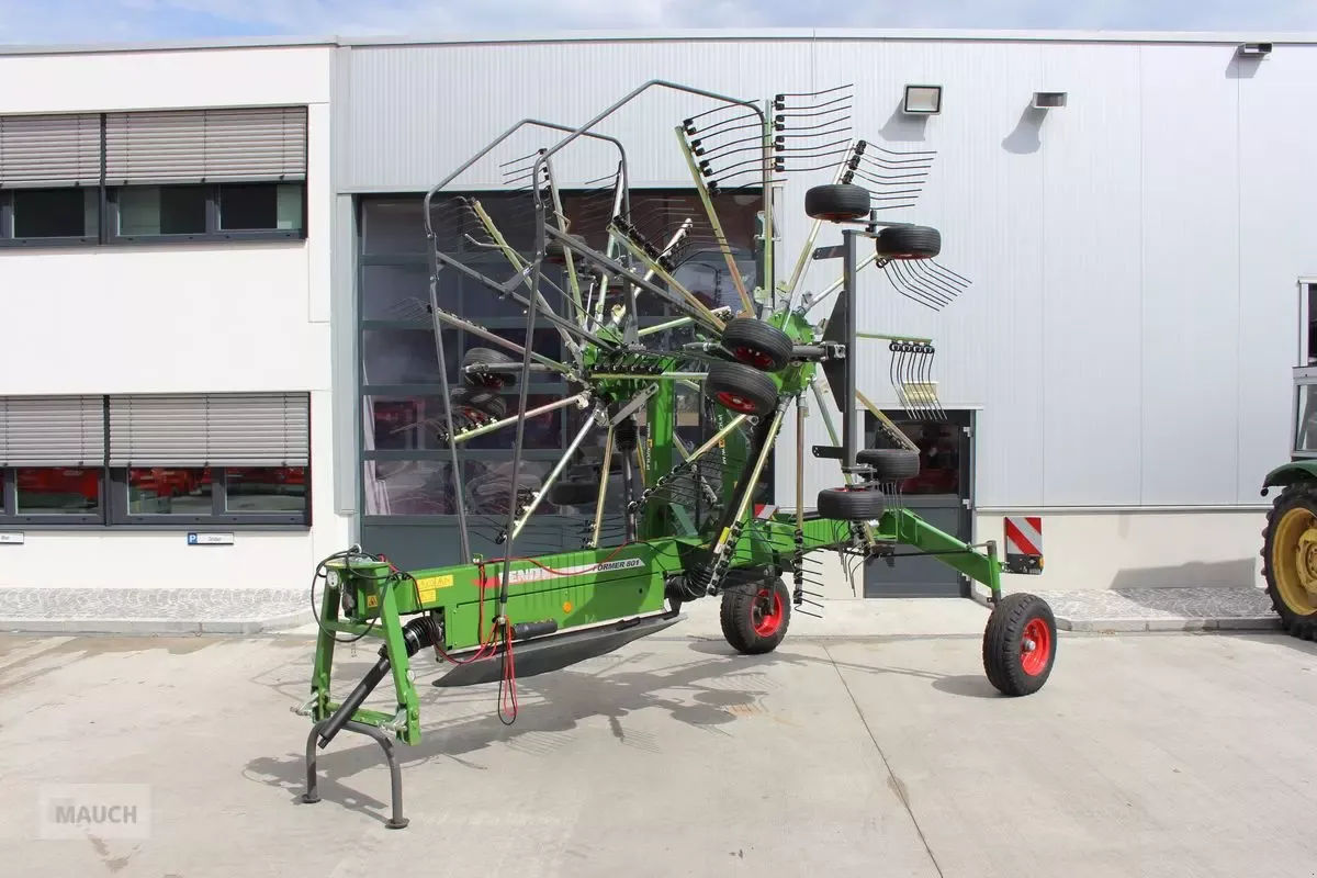 E-FARM: Fendt Former 801 - Andaineur - id HXJPCU6 - Année: 2022 - Autriche