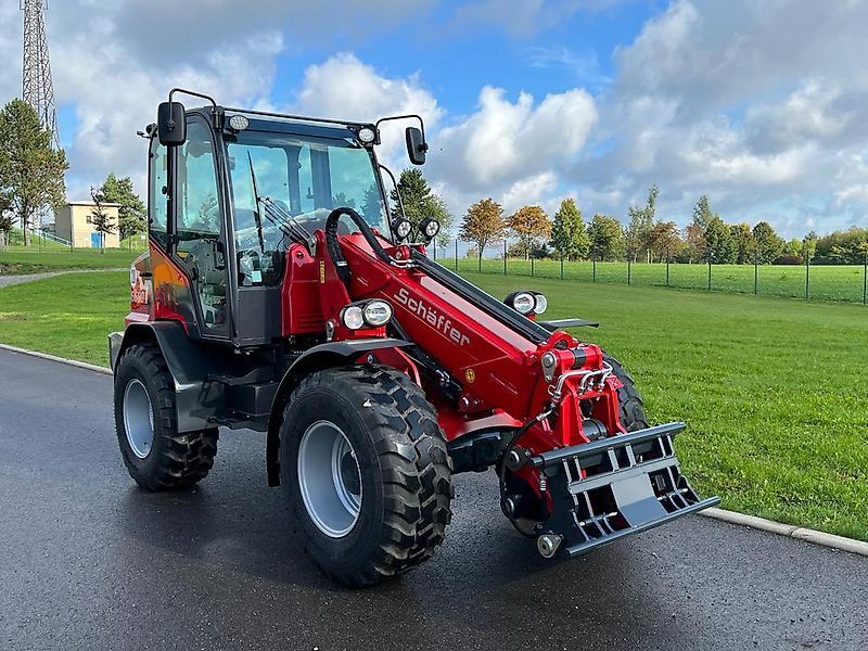 Schäffer 6680 T Cargador de ruedas Tele