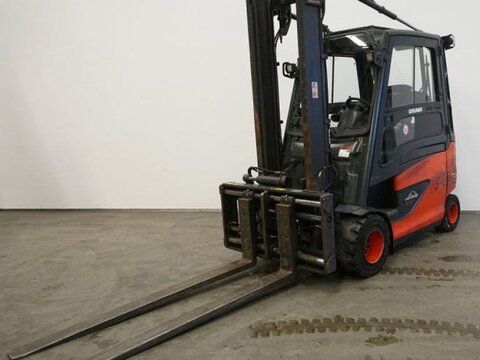 E-FARM: Linde e 35 hl 387 - Stivuitor - id WGJHGSS - 14.900 EUR - Anul: 2016 - Citeste ore: 8.557,Germania