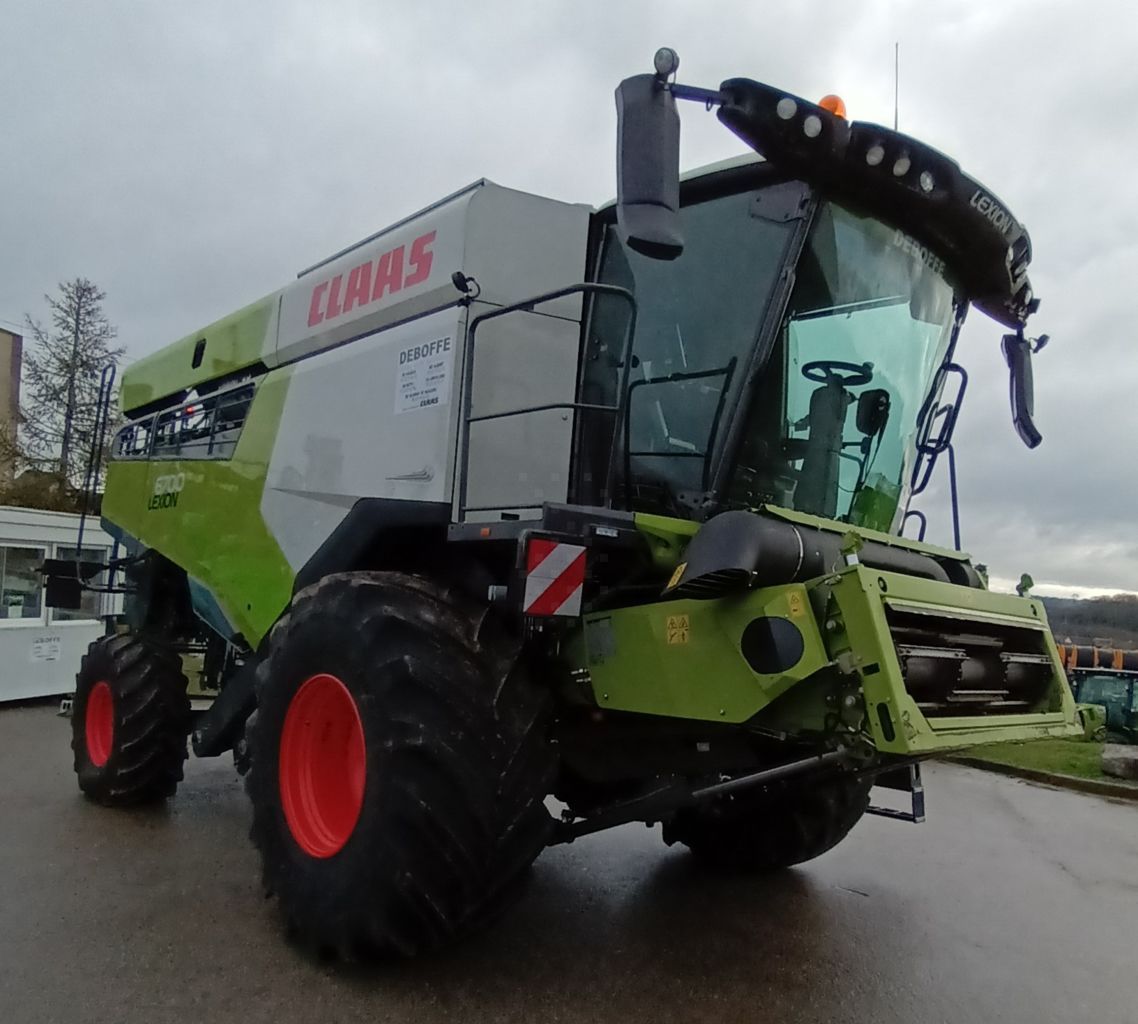 E-FARM: Claas Lexion 6700 - Combine harvester - id LLDWQRT - €305,000 - Year of construction: 2023 - Engine hours: 254,France