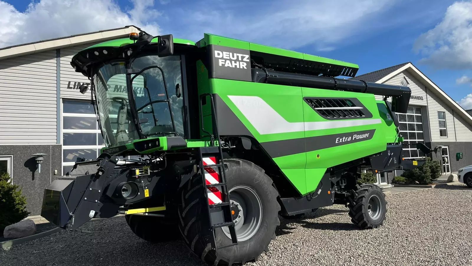Deutz-Fahr C 7206 Combine harvester €133,751