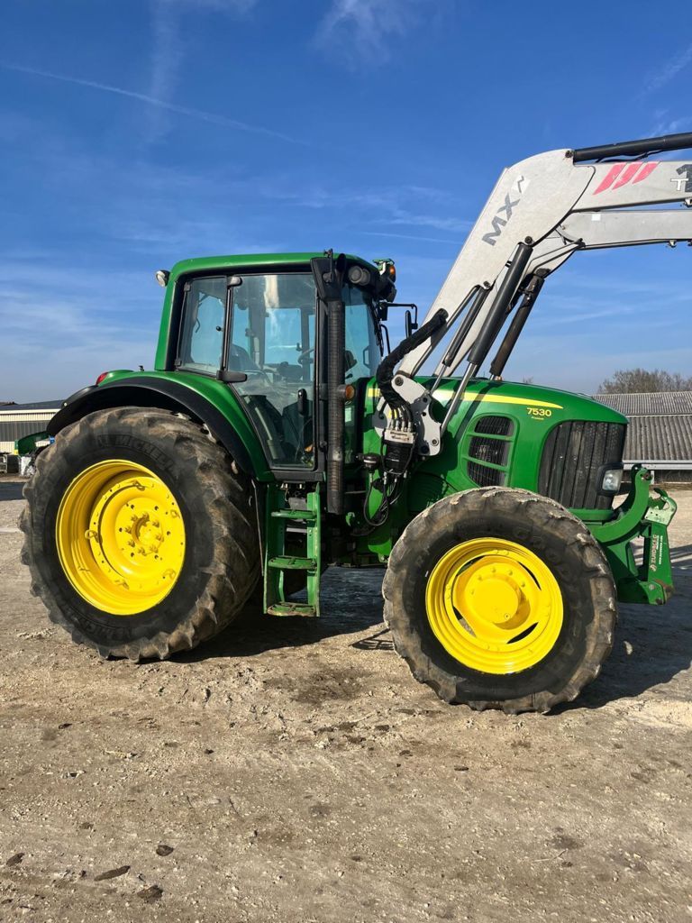 John Deere 7530 Premium Tractor €52,000