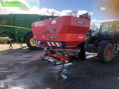 E-FARM: Kuhn axis 40.2 m-emc - Fertiliser spreader - id 5UFBZTX - €8,577 - Year of construction: 2015 - United Kingdom