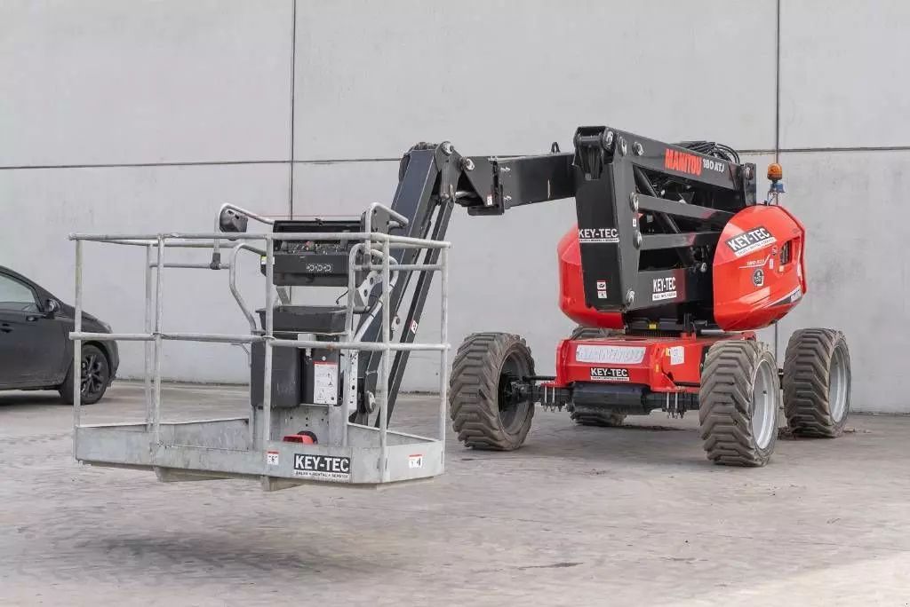 Manitou 180 atj rc Self propelled platform €60,000