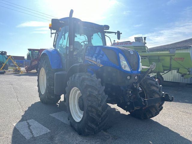 E-FARM: New Holland T7.190 - Tractor - id 3KTH6CK - €59,900 - Year of construction: 2017 - Engine hours: 3,215,Engine power (HP): 165,France