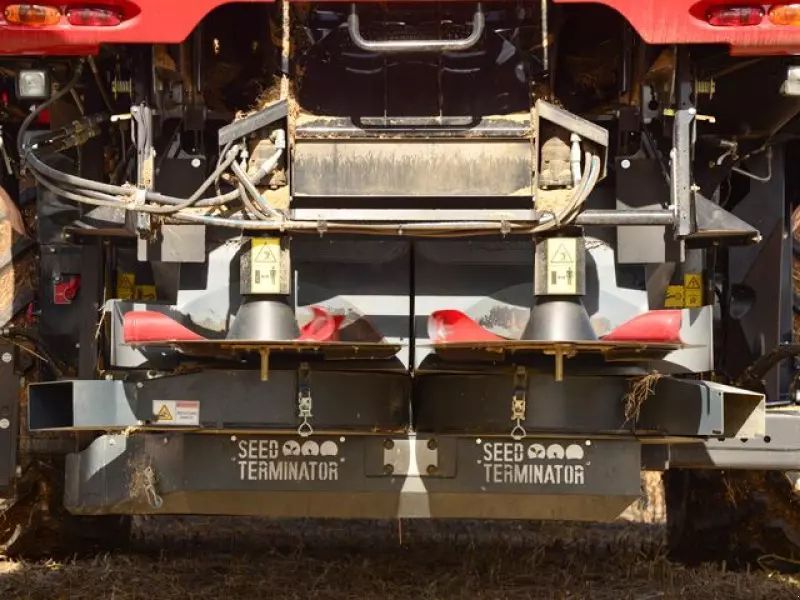 E-FARM: Case IH seed terminator bouchard diffusion - Mejetærsker - id TYDXSNK - 79.000 € - Produktionsår: 2022 - Frankrig