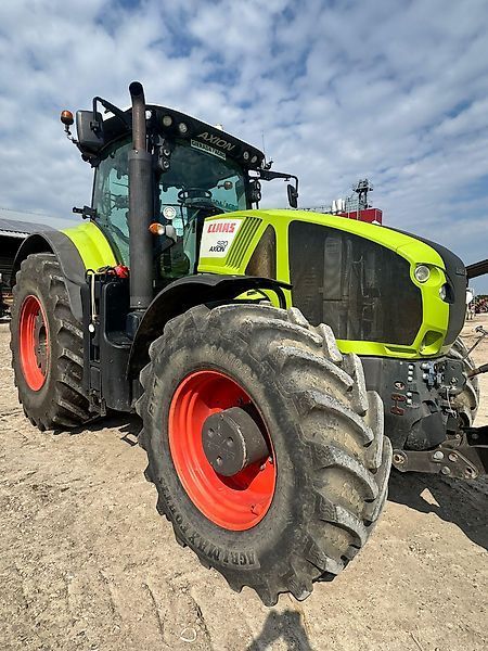 Claas Axion 920 Tractor €84,142