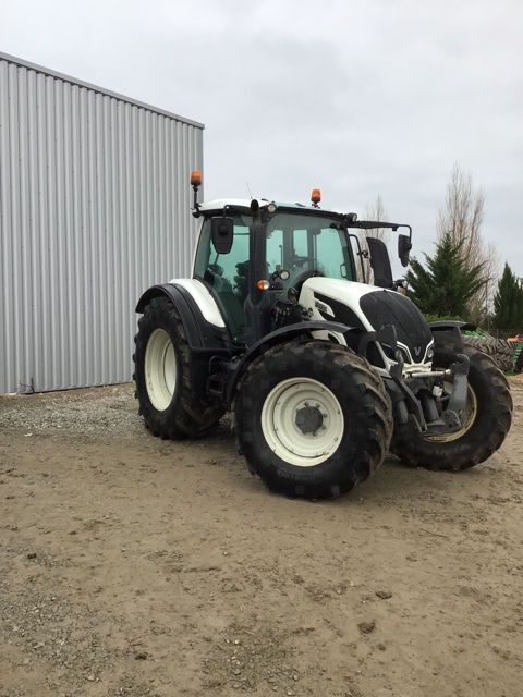 E-FARM: Valtra N134 - Tracteur - id QAQIDXH - 66 500 € - Année: 2019 - Lecture du nombre d'heure: 5 663,Puissance du moteur (chevaux): 135,France