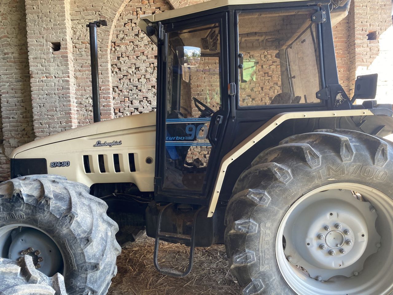 E-FARM: Lamborghini 874/90 - Trattore - id AR19MBN - 16.500 € - Anno di costruzione: 2001 - Ore: 8.000,Potenza del motore: 90,Italia