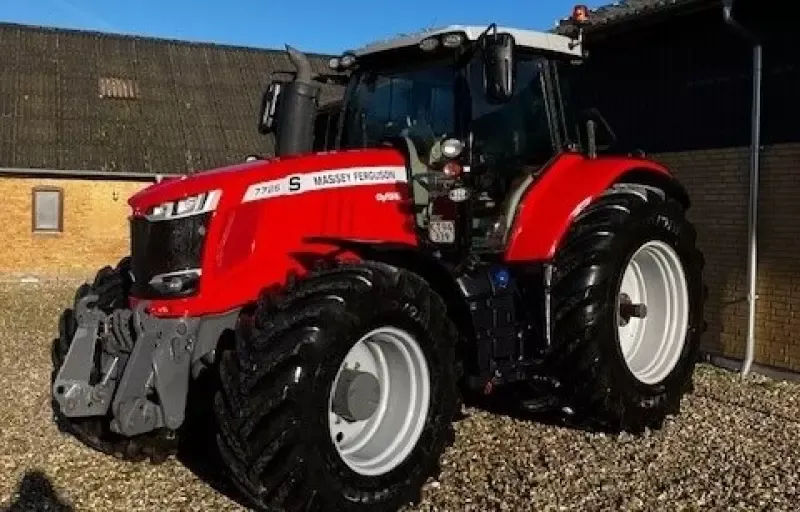 E-FARM: Massey Ferguson 7726S Exclusive - Τρακτέρ - id T6FCNCP - 99.057 € - Χρονία: 2020 - Μετρητής ωρών: 3.680,Ισχύς κινητήρα: 260,Δανία