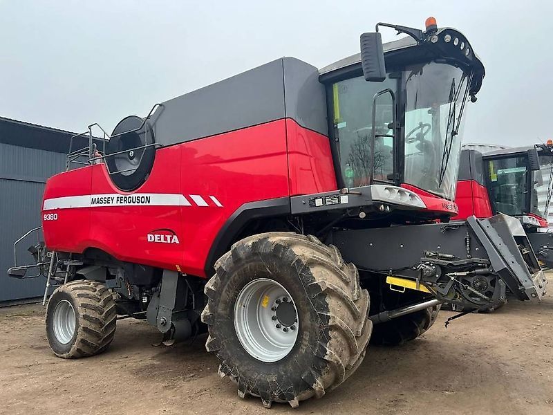 Massey Ferguson 9380 Kombajn zbożowy 80 000 €