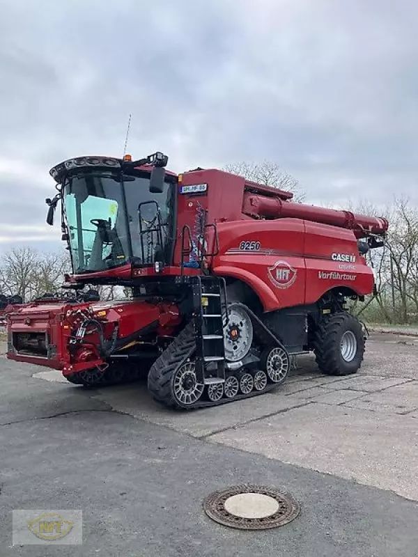 E-FARM: Case IH Axial Flow 8250 - Kombajn - id E9SKK9S - 375 000 € - Rok výroby: 2021 - Hodiny motoru: 541,Výkon motoru (HP): 571,Německo