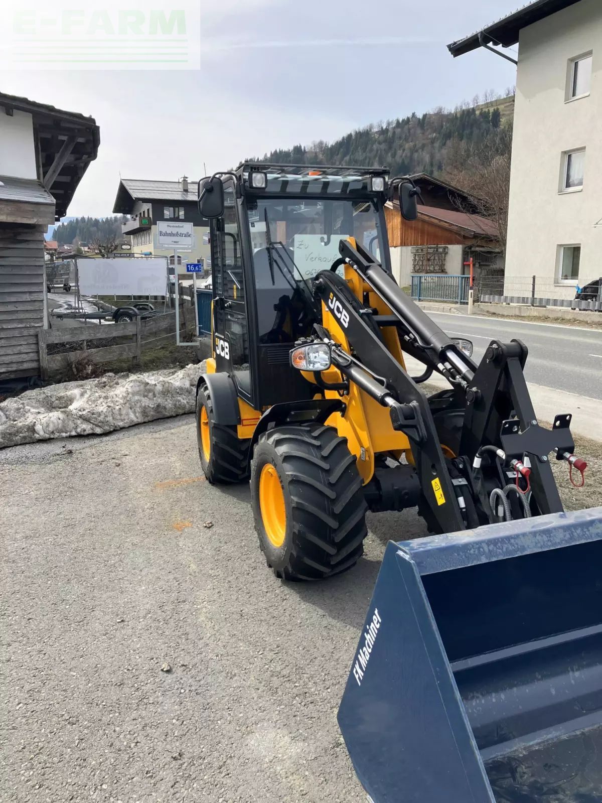 JCB 403 Колесен товарач 43 900 €